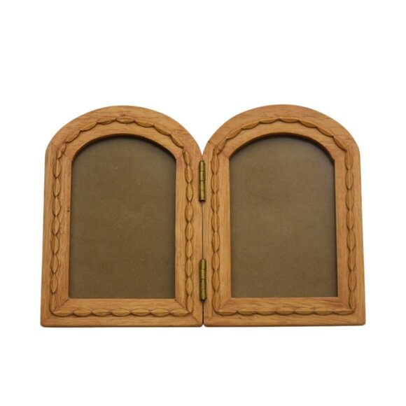 Craved Wood Double Picture Frame Hinged Arched Handcrafted - Picture 2 of 4